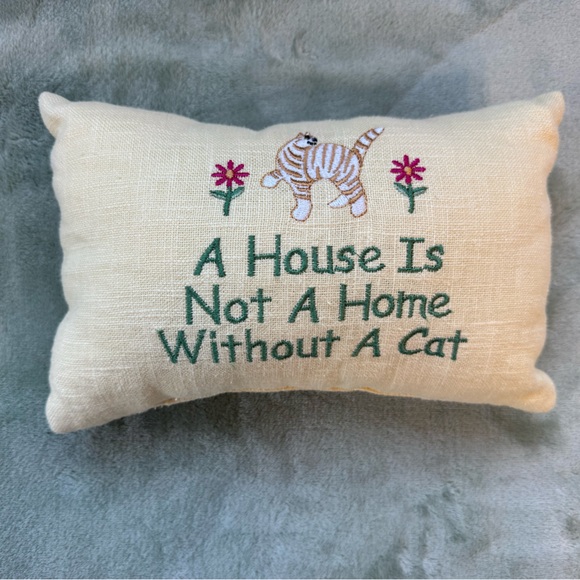 Other - Cream Cat-Themed Decorative Pillow A House Is Not. Home Without A Cat